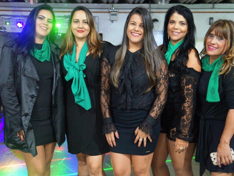 SOMENTE ELAS